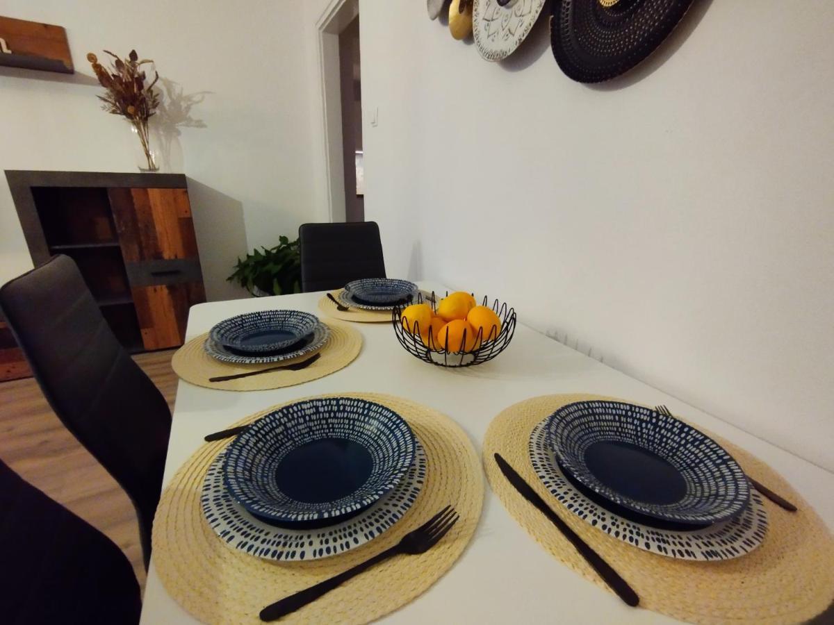 Apartment Ela, Kostrena Rijeka מראה חיצוני תמונה
