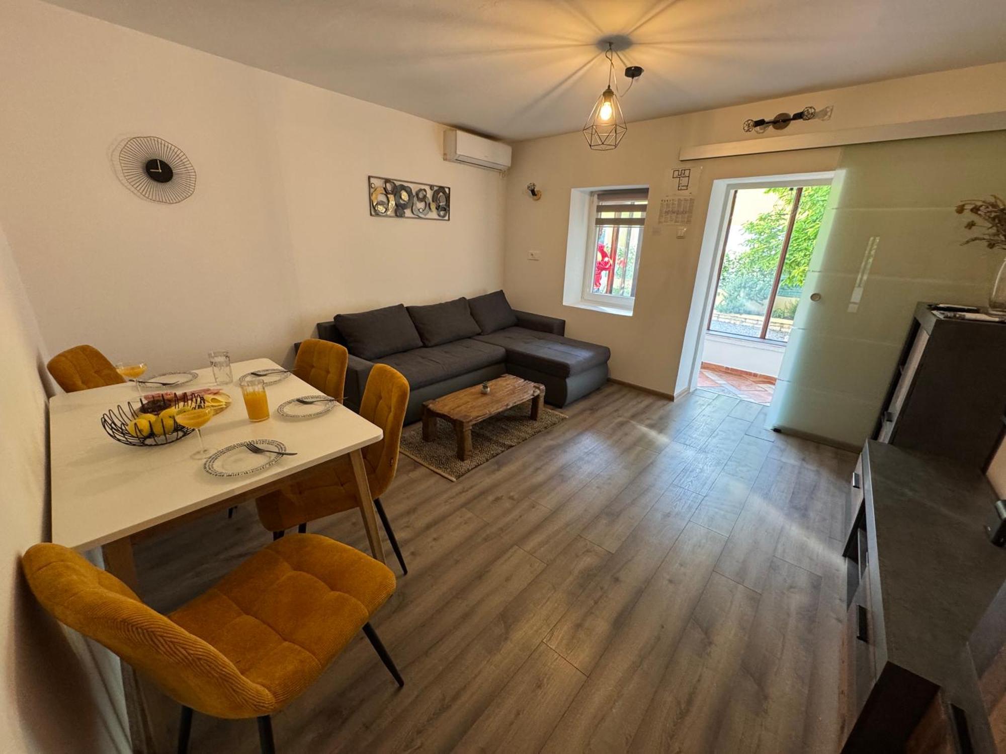 Apartment Ela, Kostrena Rijeka מראה חיצוני תמונה